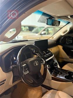 تويوتا لاندكروزر